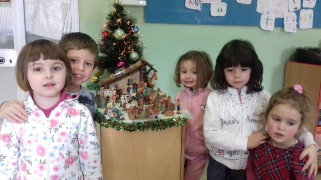 A Pratiglione allestiamo… il presepe e l’alberello! Tanti auguri!!!